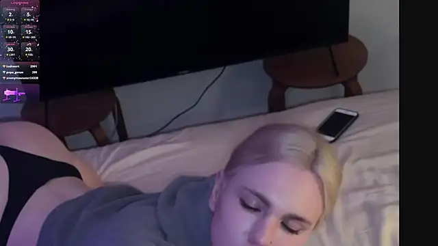 DanielPaige  online show from March 2025 07:15:02 PM