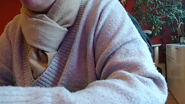 Snapshot of cruellaculdenfer67 chatting on February 2026 02:21:02 PM cruellaculdenfer67 online show from February 2026 02:21:02 PM