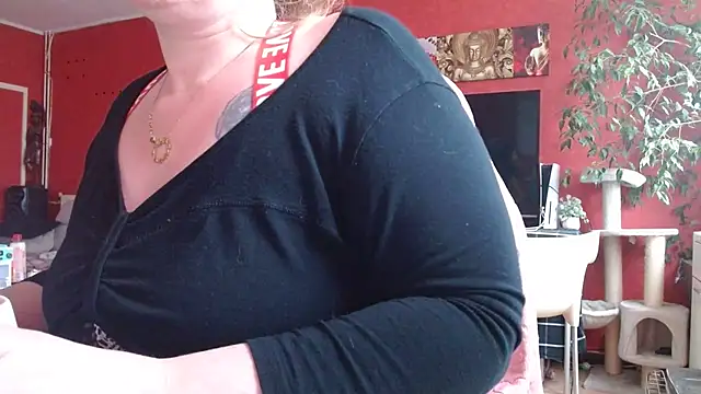 Snapshot of cruellaculdenfer67 chatting on February 2026 01:22:01 PM cruellaculdenfer67 online show from February 2026 01:22:01 PM