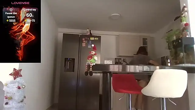 Snapshot of saramartinez1000 chatting on December 2024 02:43:02 PM saramartinez1000 online show from December 2024 02:43:02 PM