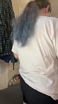 Snapshot of velvetta_ chatting on November 2025 07:45:02 PM velvetta online show from November 2025 07:45:02 PM