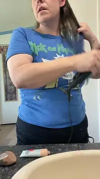 Snapshot of velvetta_ chatting on November 2025 06:17:01 PM velvetta online show from November 2025 06:17:01 PM