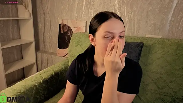 Kvetachka online show from November 2025 01:42:01 AM