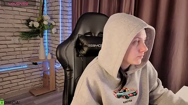 Kvetachka online show from December 2025 01:00:01 AM