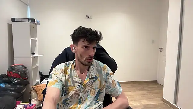 nicolaaaaas online show from November 2025 12:06:01 PM