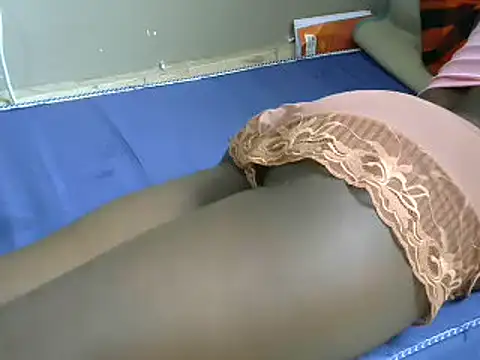 queen sessely12 online show from February 2025 11:06:02 AM