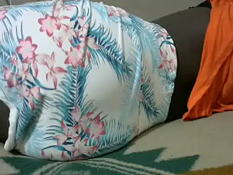 queen sessely12 online show from February 2025 06:54:02 PM