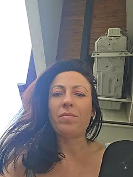lovewildguy1 online show from June 2026 05:43:02 AM
