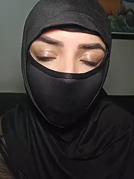 Snapshot of Uzra_hayed chatting on November 2025 04:45:02 AM Uzra hayed online show from November 2025 04:45:02 AM