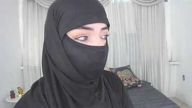 Uzra hayed online show from July 2026 01:25:01 PM