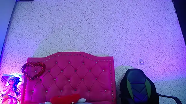 luly pink online show from September 2025 02:34:02 AM