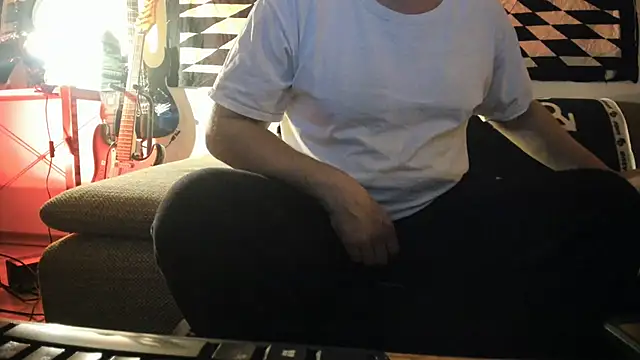 Snapshot of soulfuck92 chatting on December 2024 08:40:02 PM soulfuck92 online show from December 2024 08:40:02 PM