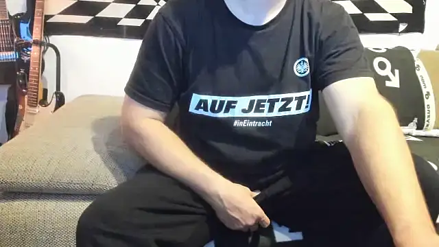 Snapshot of soulfuck92 chatting on October 2025 03:17:01 AM soulfuck92 online show from October 2025 03:17:01 AM