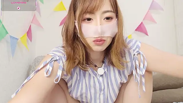 Snapshot of A33-asami chatting on June 2026 01:30:02 AM A33-asami online show from June 2026 01:30:02 AM