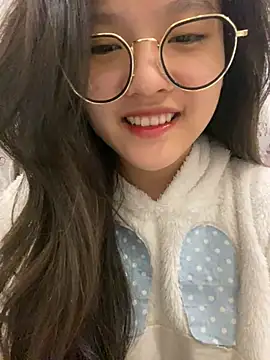 Krixxi22 online show from December 2024 08:23:02 AM