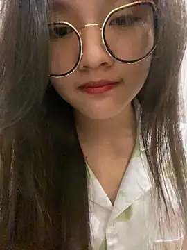 Krixxi22 online show from March 2025 02:59:01 PM