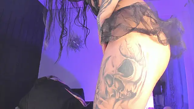 Snapshot of sam_carsonx chatting on November 2025 10:31:02 PM sam carsonx online show from November 2025 10:31:02 PM