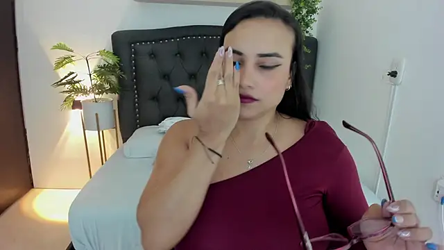 Snapshot of zoe_danae_ chatting on January 2025 12:04:02 PM zoe danae online show from January 2025 12:04:02 PM