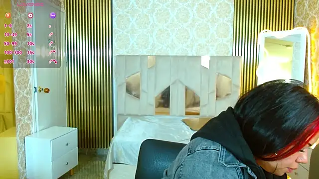 martinna tay online show from October 2025 03:24:02 AM