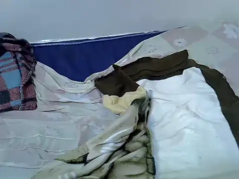 Snapshot of pointy_bloom chatting on December 2025 10:20:01 AM pointy bloom online show from December 2025 10:20:01 AM