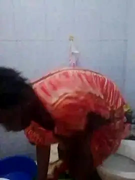 LOVELY-2BERRY online show from April 2026 09:46:02 AM