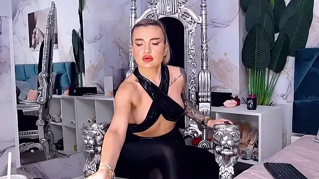 NightshadeIris online show from January 2026 09:46:02 AM