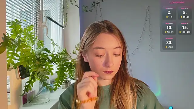 Snapshot of monlight__dana chatting on February 2025 09:40:02 AM monlight  dana online show from February 2025 09:40:02 AM