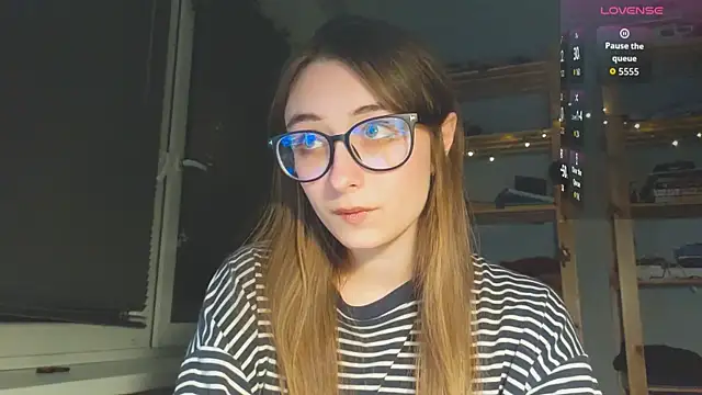 Snapshot of monlight__dana chatting on November 2025 05:57:02 PM monlight dana online show from November 2025 05:57:02 PM