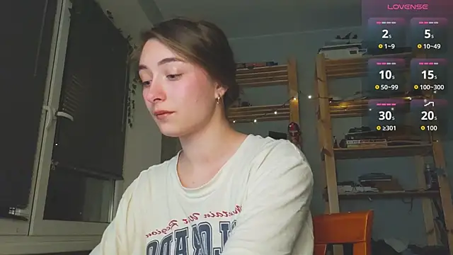 Snapshot of monlight__dana chatting on November 2025 03:45:01 PM monlight dana online show from November 2025 03:45:01 PM