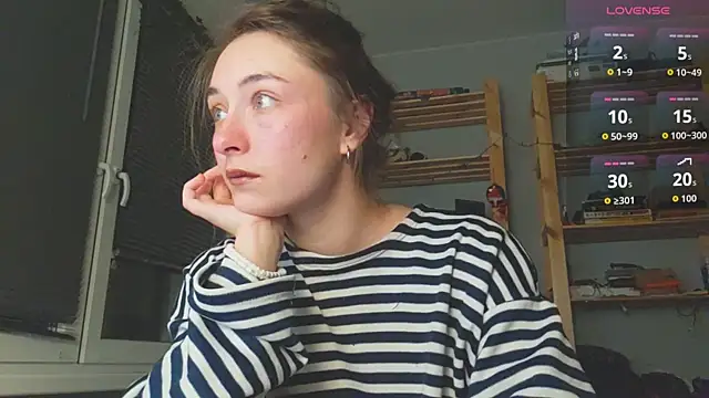 Snapshot of monlight__dana chatting on December 2025 03:41:01 PM monlight dana online show from December 2025 03:41:01 PM