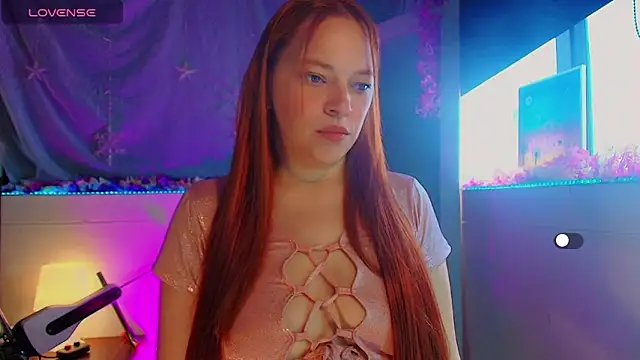 Snapshot of mariana_scott__ chatting on November 2025 06:52:02 PM mariana scott online show from November 2025 06:52:02 PM