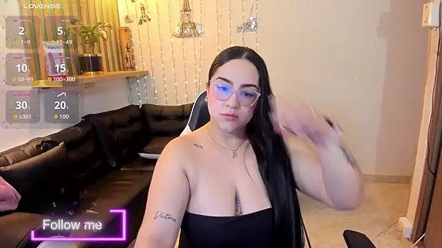 Sofiia davis23 online show from April 2026 01:39:01 PM