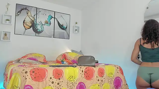 wendy alejo1712 online show from January 2025 10:37:01 PM