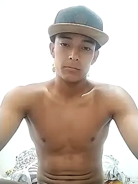 Snapshot of Demiansteven2 chatting on January 2025 06:10:01 PM Demiansteven2 online show from January 2025 06:10:01 PM