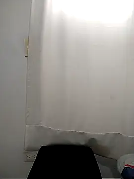 Snapshot of Demiansteven2 chatting on February 2025 08:25:01 PM Demiansteven2 online show from February 2025 08:25:01 PM