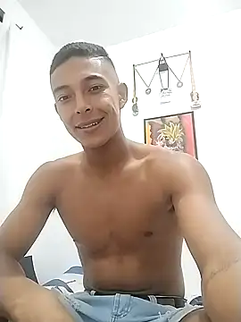 Snapshot of Demiansteven2 chatting on February 2025 03:29:02 AM Demiansteven2 online show from February 2025 03:29:02 AM