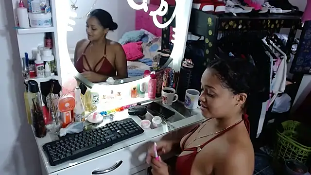 kiara milf  online show from June 2026 07:49:01 PM