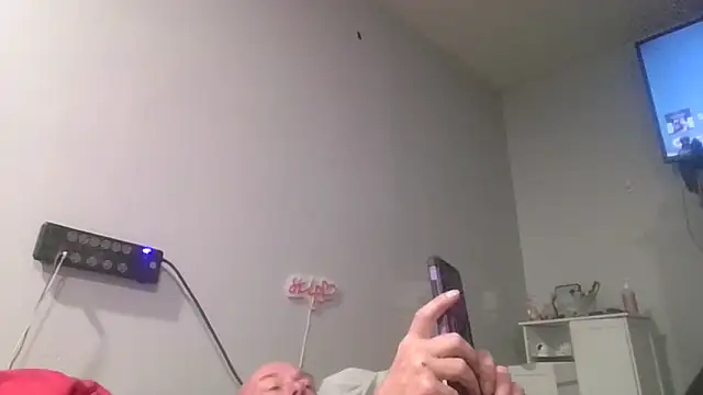 deepinnnnn online show from November 2025 04:34:02 AM