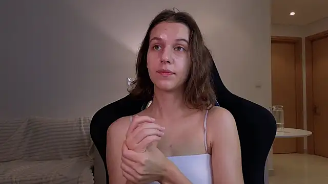 VanessaBayer2 online show from December 2024 10:11:02 PM