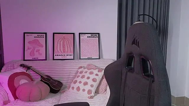 VanessaBayer2 online show from October 2025 02:15:01 AM