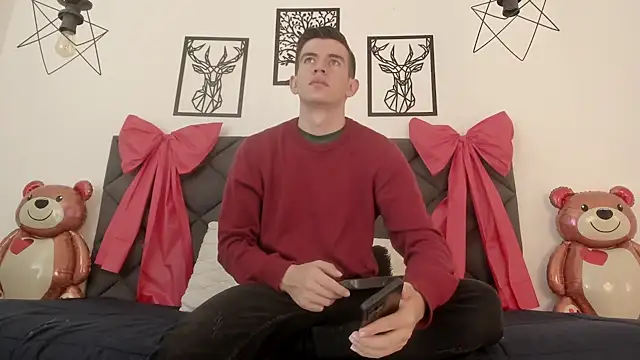 Snapshot of MikaelSlow chatting on February 2025 04:32:02 AM MikaelSlow online show from February 2025 04:32:02 AM