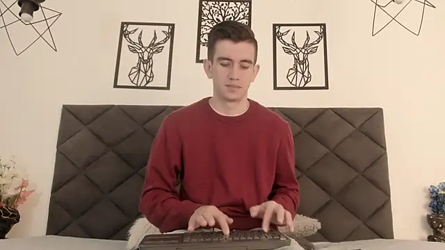 Snapshot of MikaelSlow chatting on March 2025 06:10:02 AM MikaelSlow online show from March 2025 06:10:02 AM