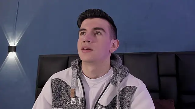 Snapshot of MikaelSlow chatting on October 2025 03:26:02 AM MikaelSlow online show from October 2025 03:26:02 AM