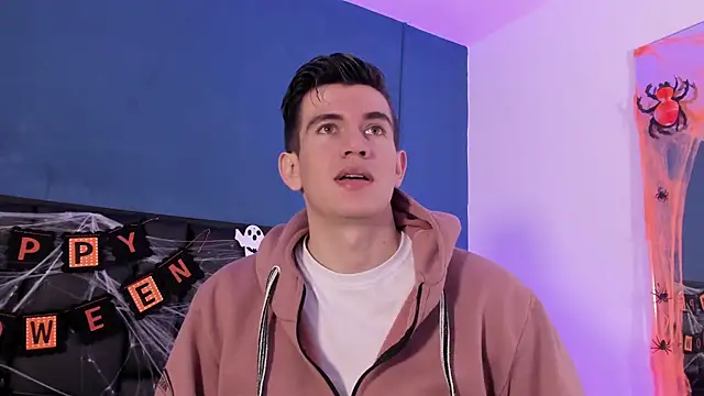 Snapshot of MikaelSlow chatting on November 2025 04:15:02 AM MikaelSlow online show from November 2025 04:15:02 AM