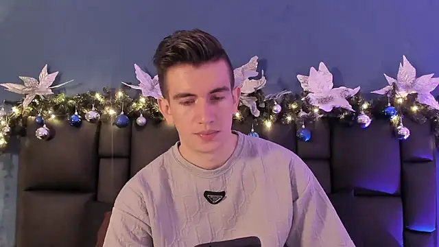 MikaelSlow online show from January 2026 03:42:02 AM