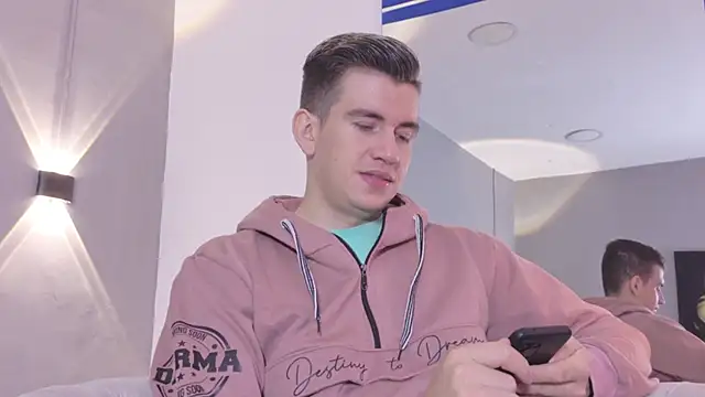 MikaelSlow online show from April 2026 03:29:01 AM