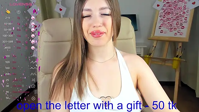 Snapshot of Diana_twerk chatting on February 2025 08:44:01 AM Diana twerk online show from February 2025 08:44:01 AM