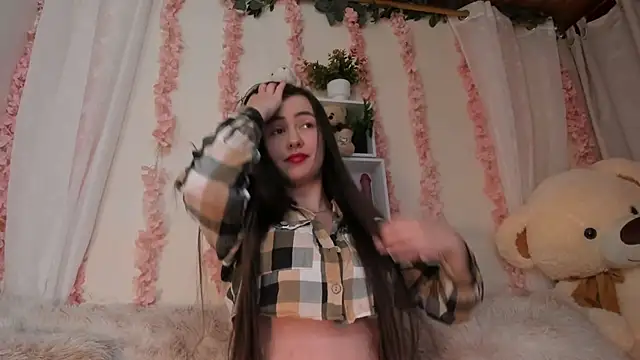 Idara and Edahi01 online show from March 2026 04:58:02 PM