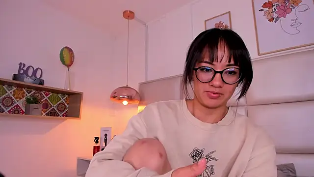 Aily Yozuko online show from December 2024 09:41:01 AM