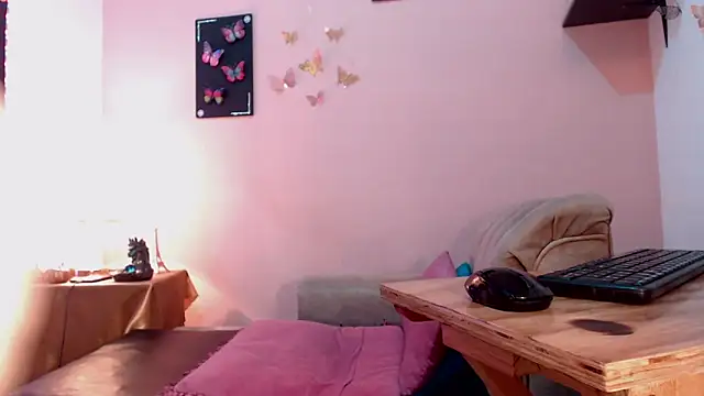 Snapshot of nicollejordan1 chatting on November 2025 11:35:01 PM nicollejordan1 online show from November 2025 11:35:01 PM